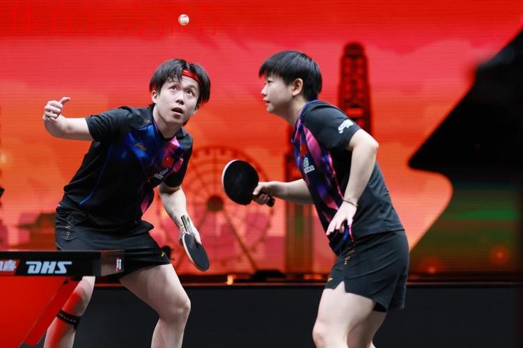 WTT总决赛 王楚钦/孙颖莎3-0林诗栋/蒯曼获两连胜 WTT总决赛 王楚钦/孙颖莎3-0林诗栋/蒯曼获两连胜